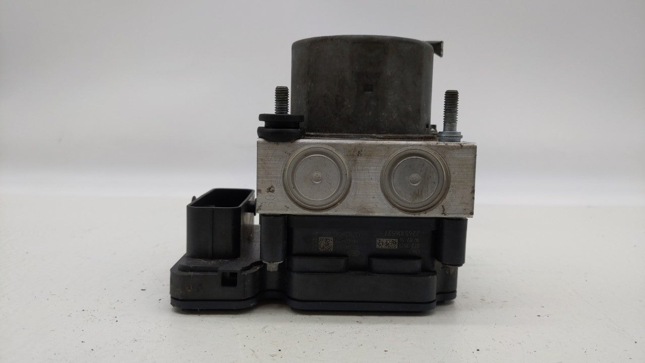 2015-2016 Honda Cr-V ABS Pump Control Module Replacement P/N:2265106527 57110-T1W-A140-M1, 57110-T1W-A130-M1 Fits Fits 2015 