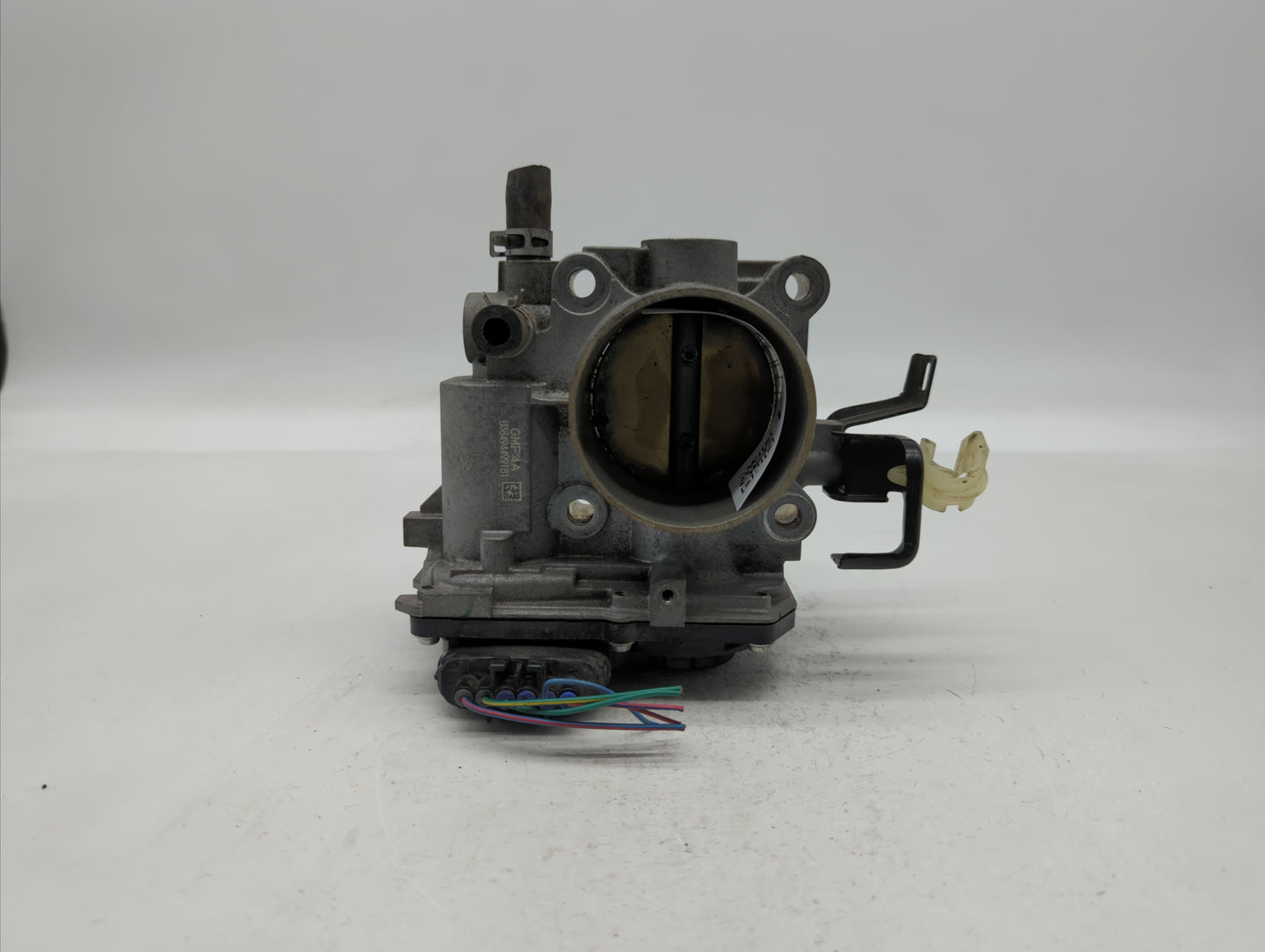 2015-2018 Honda Cr-V Throttle Body P/N:GMF4A Fits Fits 2013 2014 2015 2016 2017 2018 OEM Used Auto Parts - Oemusedautoparts1