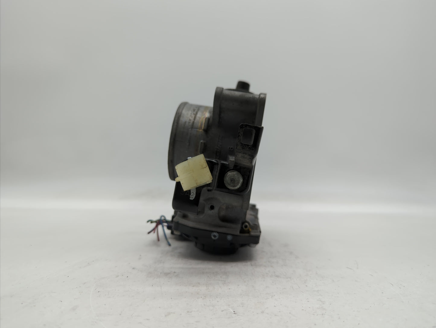 2015-2018 Honda Cr-V Throttle Body P/N:GMF4A Fits Fits 2013 2014 2015 2016 2017 2018 OEM Used Auto Parts - Oemusedautoparts1