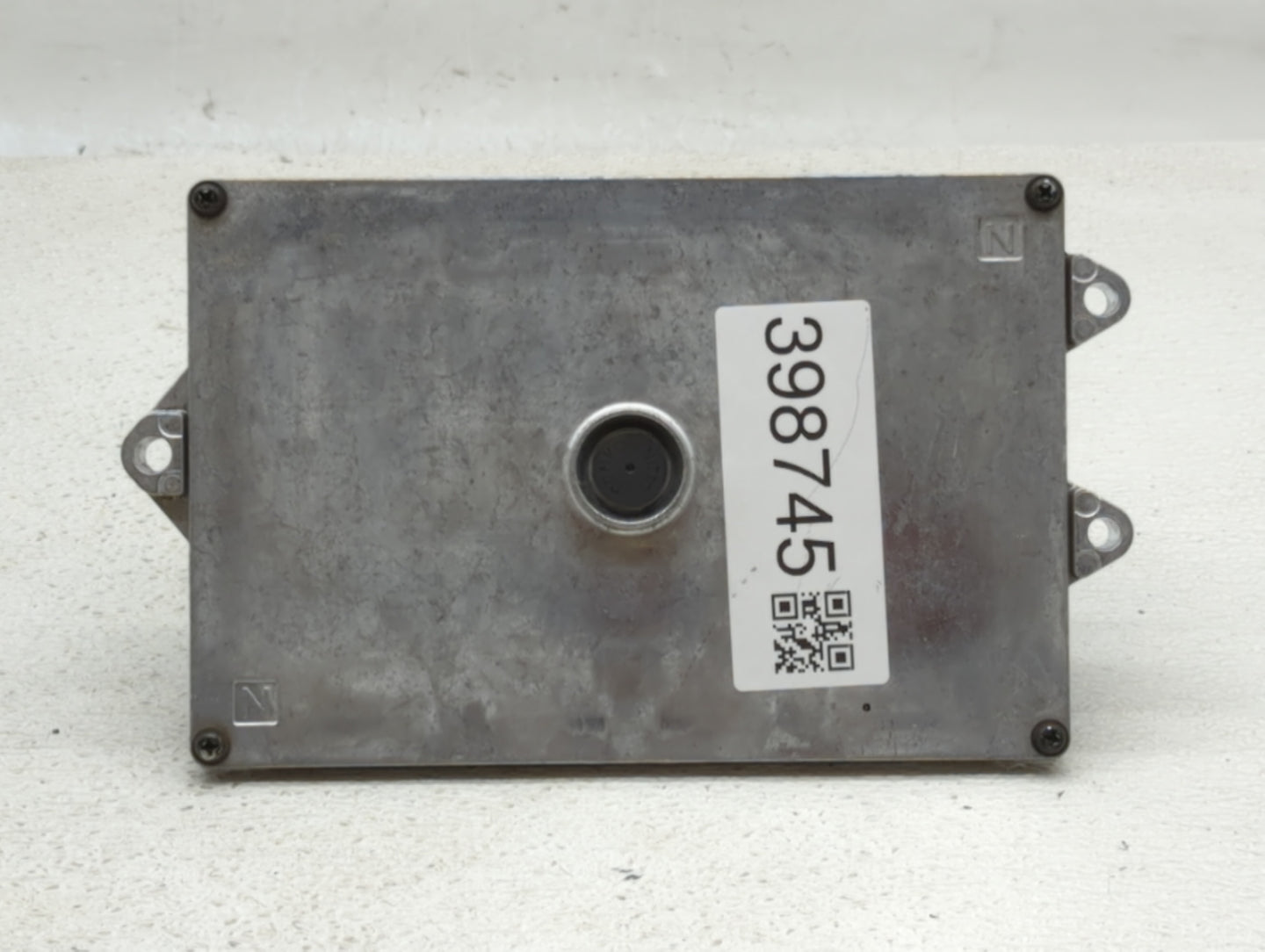 2016 Honda Cr-V PCM Engine Control Computer ECU ECM PCU OEM P/N:37820-5LA-B42 37820-5LA-B41 Fits OEM Used Auto Parts - Oemus
