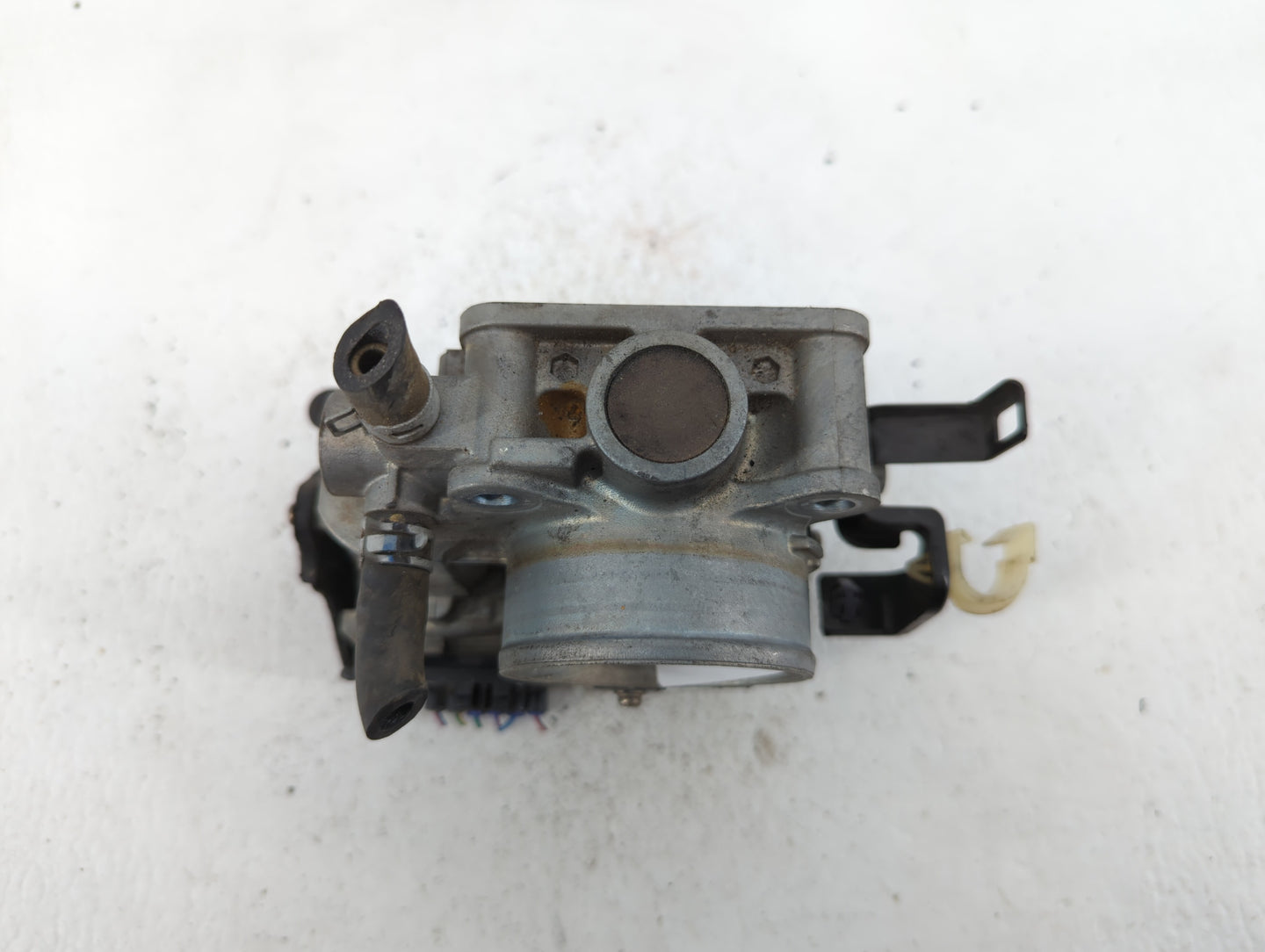 2015-2019 Honda Cr-V Throttle Body P/N:GMF4A Fits Fits 2013 2014 2015 2016 2017 2018 2019 2020 2021 2022 OEM Used Auto Parts
