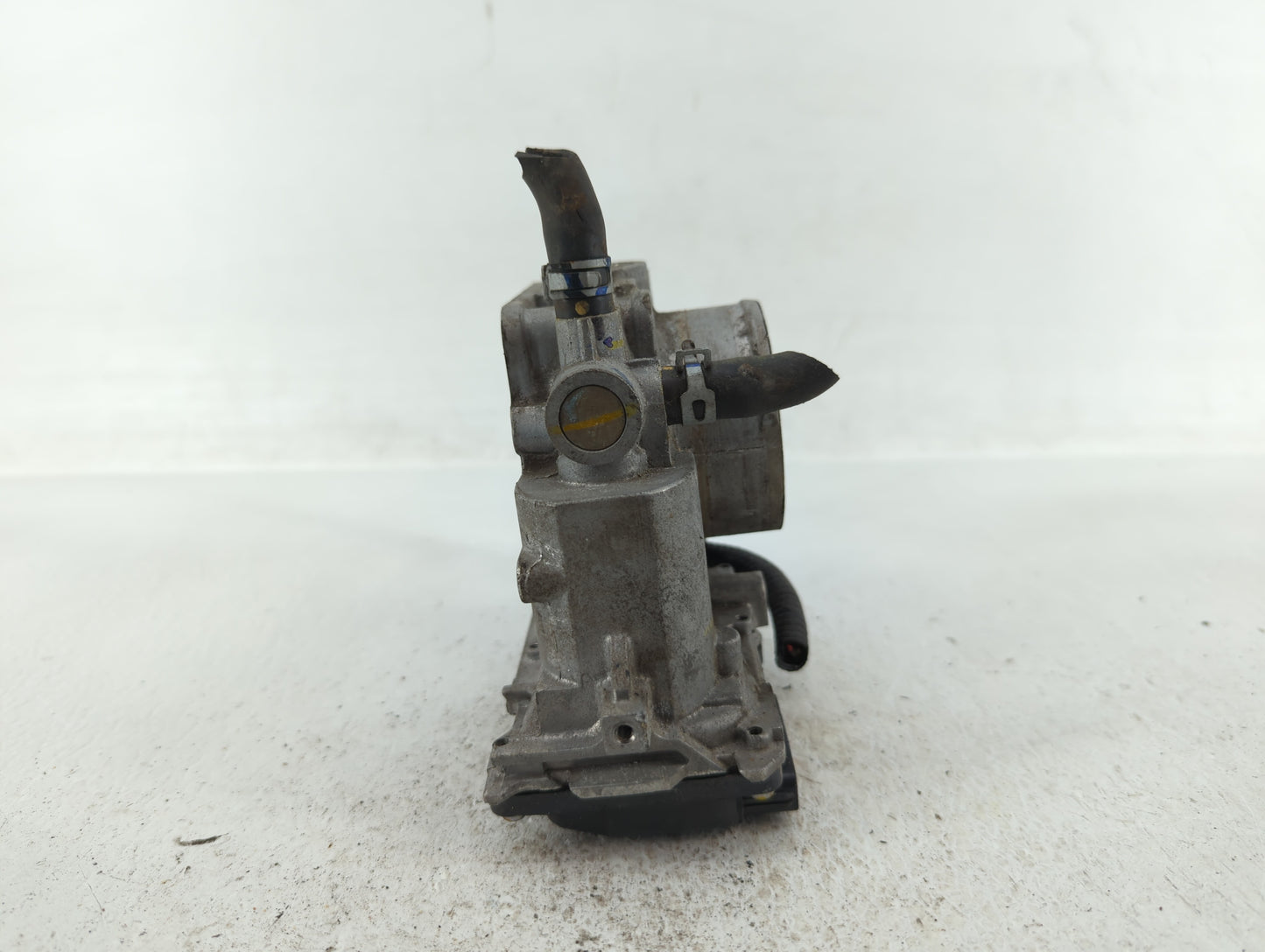 2015-2019 Honda Cr-V Throttle Body P/N:GMF4A Fits Fits 2013 2014 2015 2016 2017 2018 2019 2020 2021 2022 OEM Used Auto Parts