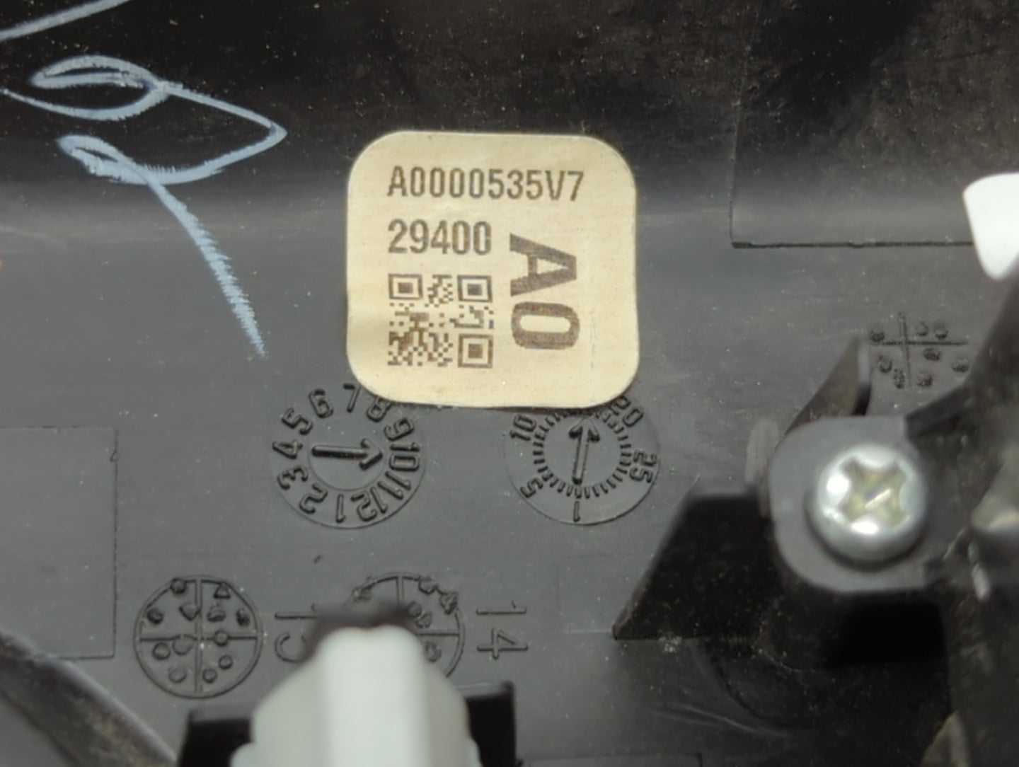 2016 Honda Cr-v Passenger Right Power Window Switch 29400a0 - Oemusedautoparts1.com