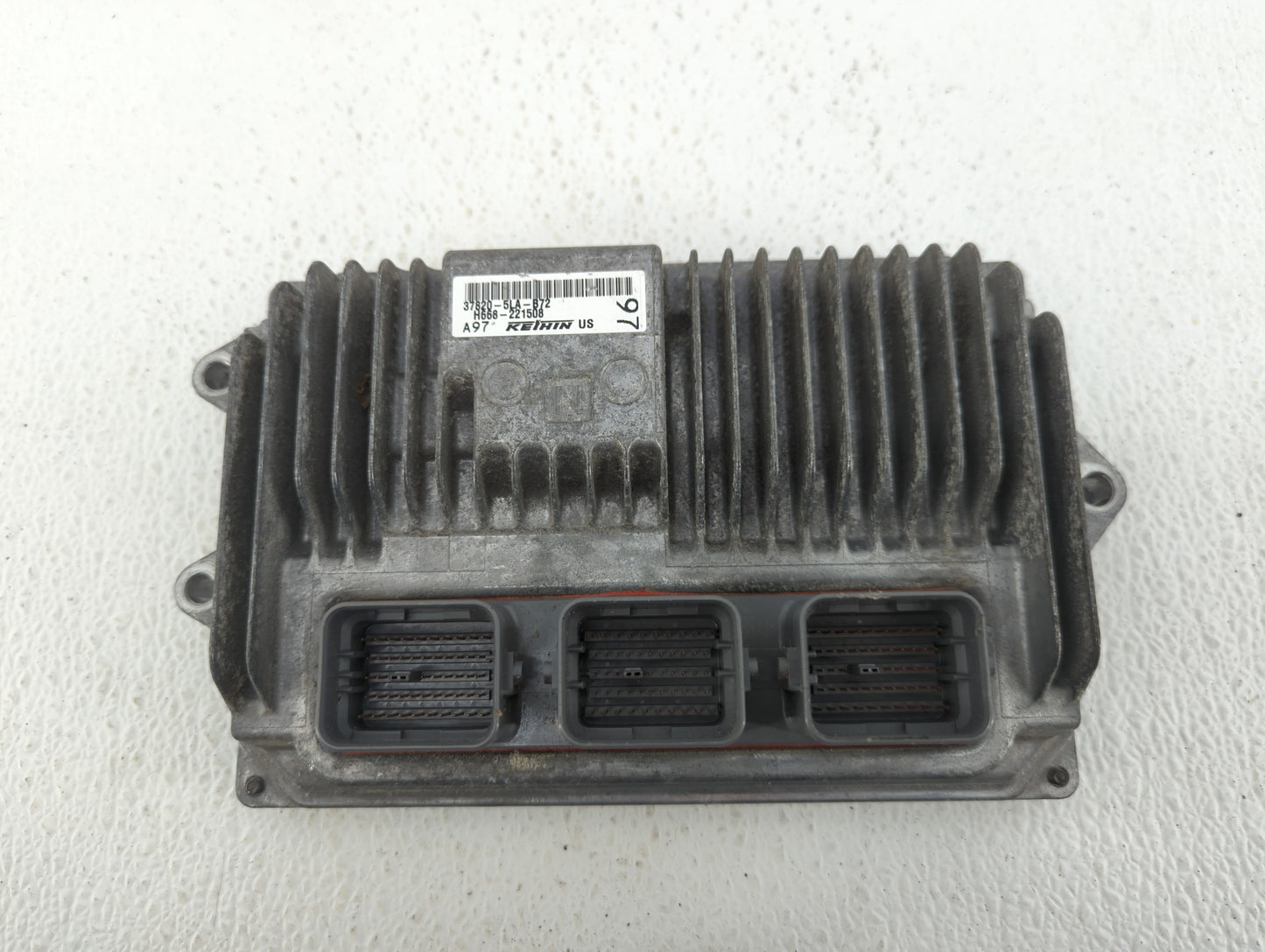 2016 Honda Cr-V PCM Engine Control Computer ECU ECM PCU OEM P/N:37820-5LA-B72 37820-5LA-B71 Fits OEM Used Auto Parts - Oemus