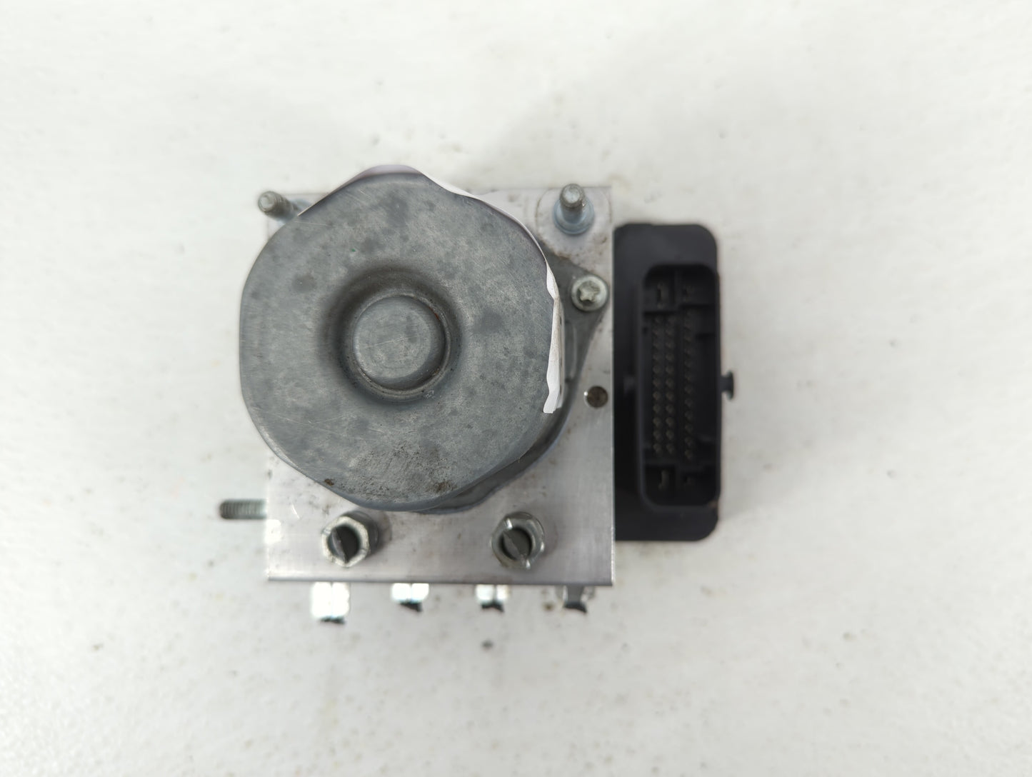2015-2016 Honda Cr-V ABS Pump Control Module Replacement Fits Fits 2015 2016 OEM Used Auto Parts - Oemusedautoparts1.com