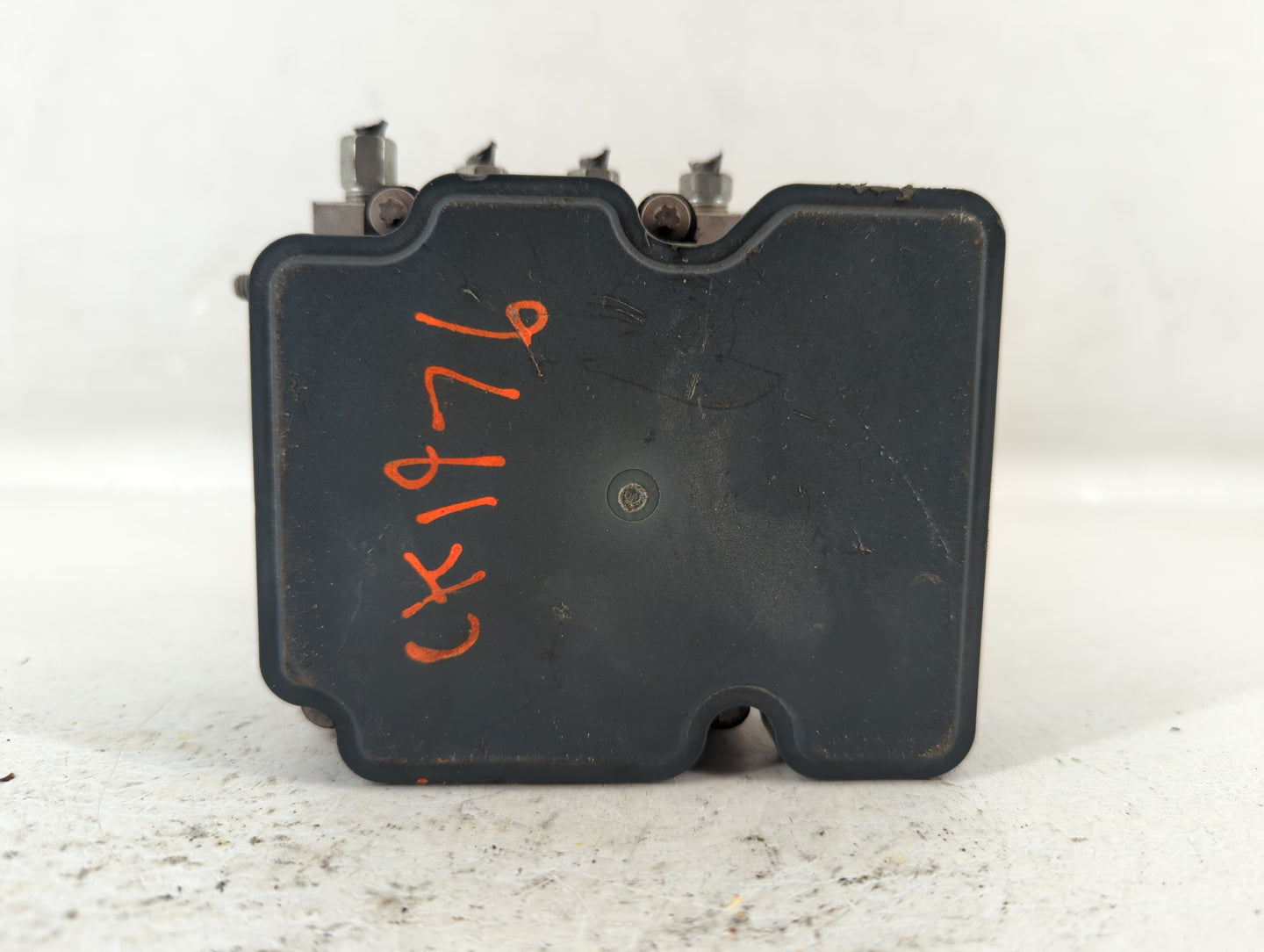 2015-2016 Honda Cr-V ABS Pump Control Module Replacement Fits Fits 2015 2016 OEM Used Auto Parts - Oemusedautoparts1.com
