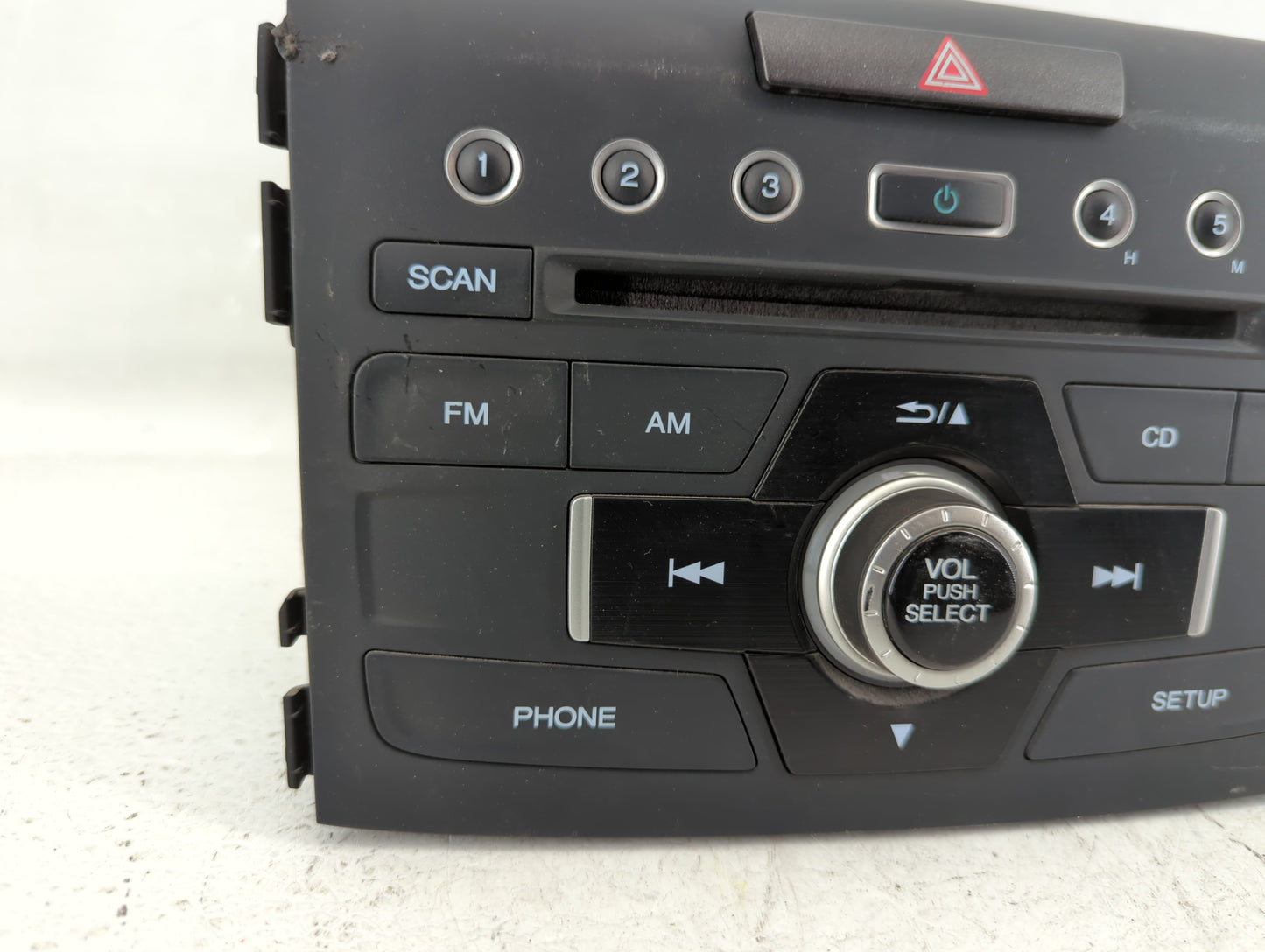 2015-2016 Honda Cr-V Radio AM FM Cd Player Receiver Replacement P/N:39100-T0A-A911-M1 Fits Fits 2015 2016 OEM Used Auto Part