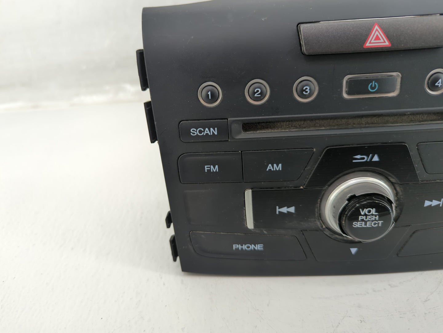2015-2016 Honda Cr-v Am Fm Cd Player Radio Receiver - Oemusedautoparts1.com