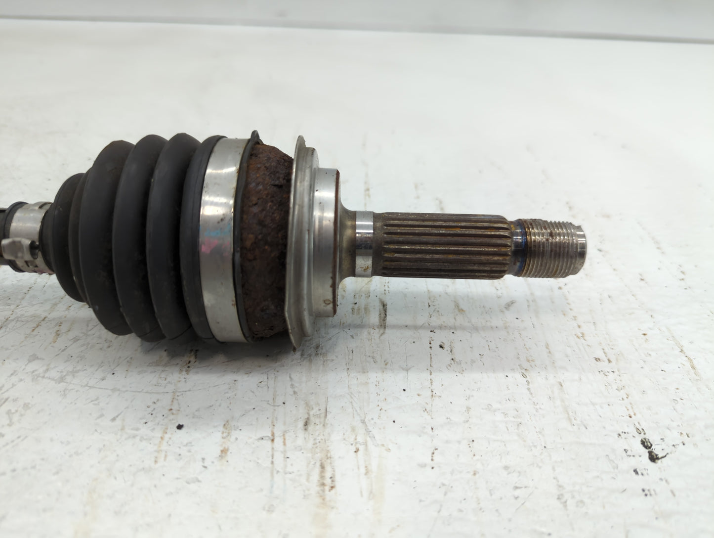2015-2016 Honda Cr-v Axle Shaft Front Driver Cv C/v - Oemusedautoparts1.com