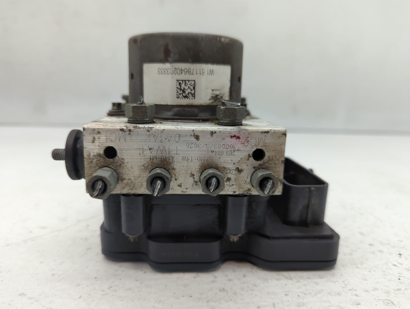 2015-2016 Honda Cr-V ABS Pump Control Module Replacement P/N:57110-T1W-A140-M1 Fits Fits 2015 2016 OEM Used Auto Parts - Oem