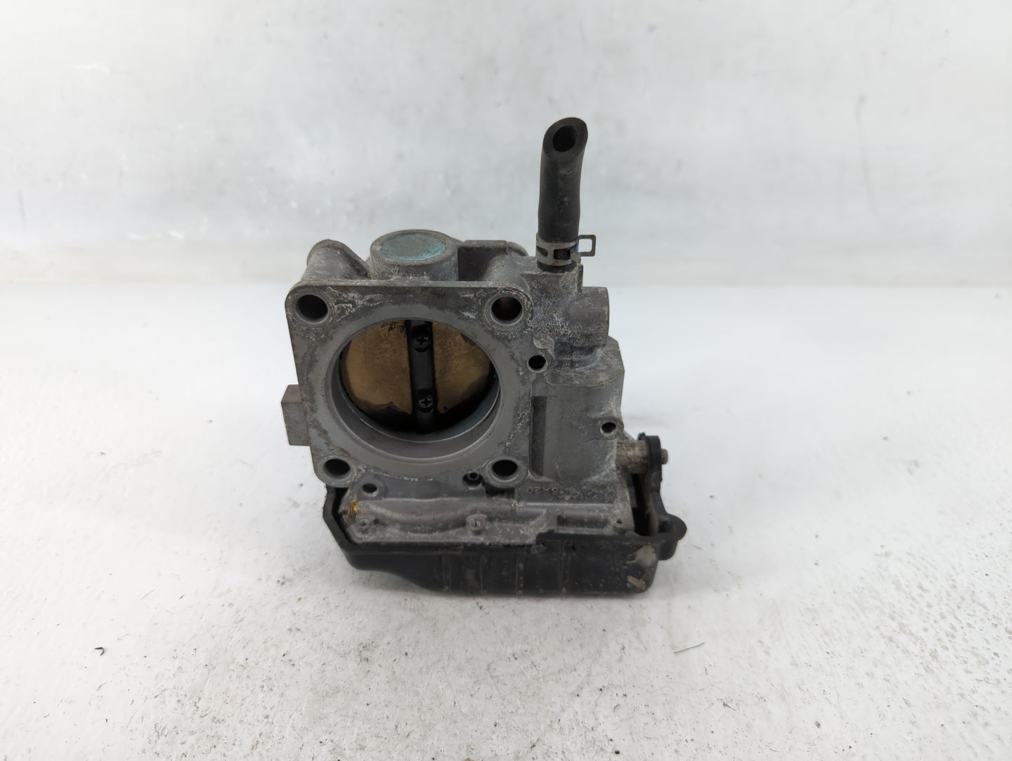 2015-2019 Honda Cr-V Throttle Body P/N:U38494576117 Fits Fits 2013 2014 2015 2016 2017 2018 2019 2020 2021 2022 OEM Used Aut