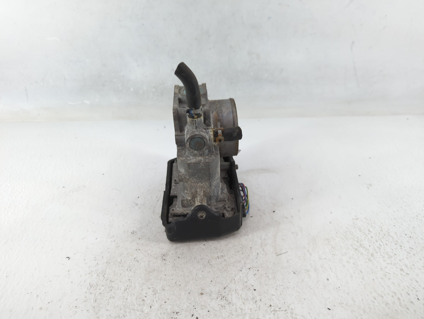 2015-2019 Honda Cr-V Throttle Body P/N:U38494576117 Fits Fits 2013 2014 2015 2016 2017 2018 2019 2020 2021 2022 OEM Used Aut