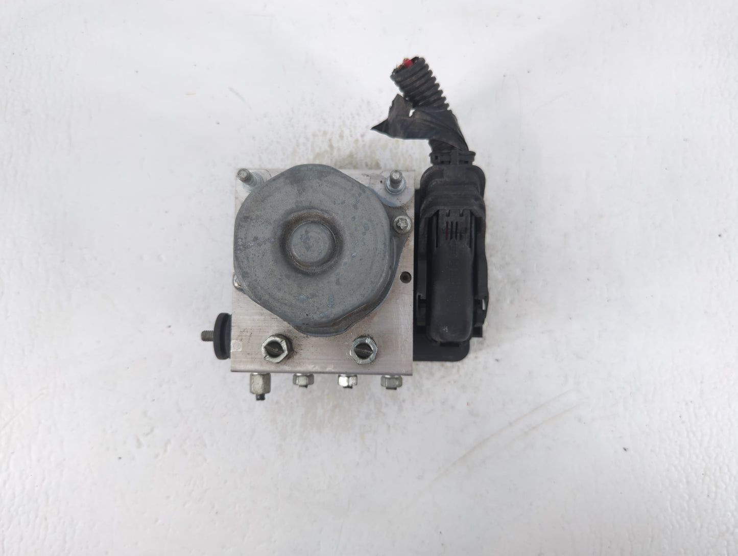 2015-2016 Honda Cr-V ABS Pump Control Module Replacement P/N:57110-T4X-A030-M1 Fits Fits 2015 2016 OEM Used Auto Parts - Oem