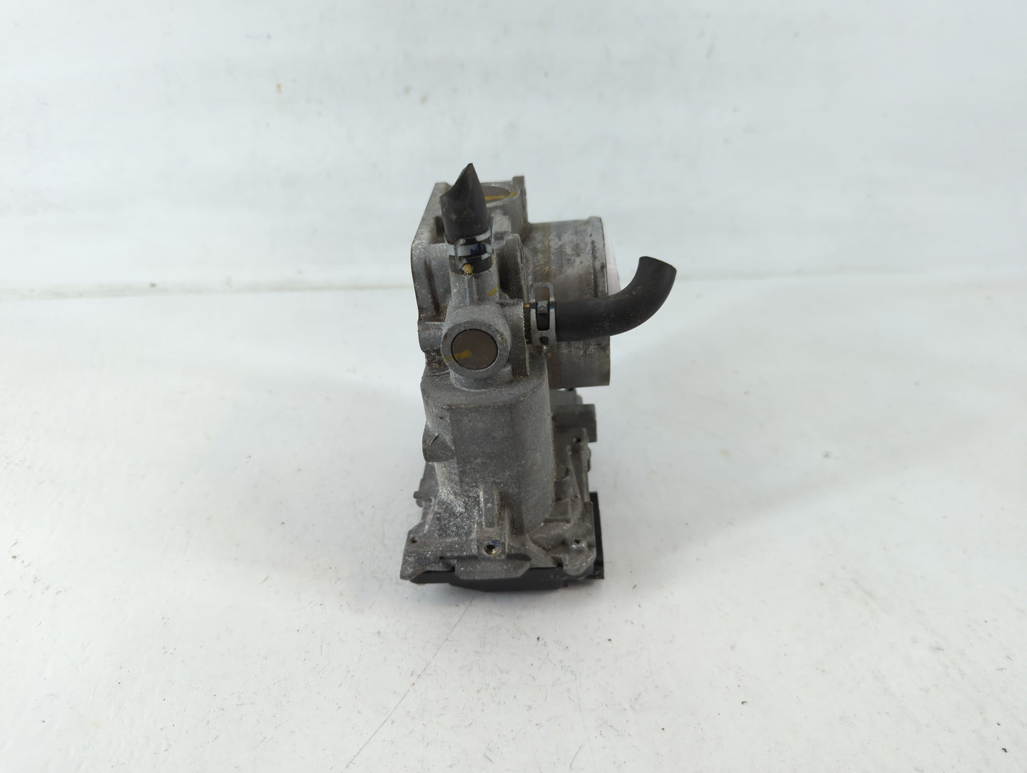 2015-2019 Honda Cr-V Throttle Body P/N:GMF4A Fits Fits 2013 2014 2015 2016 2017 2018 2019 2020 2021 2022 OEM Used Auto Parts