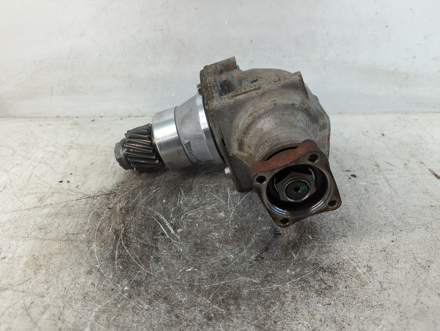 2016 Honda Cr-V Transfer Case Assembly P/N:5LJ:K493627 Fits OEM Used Auto Parts - Oemusedautoparts1.com