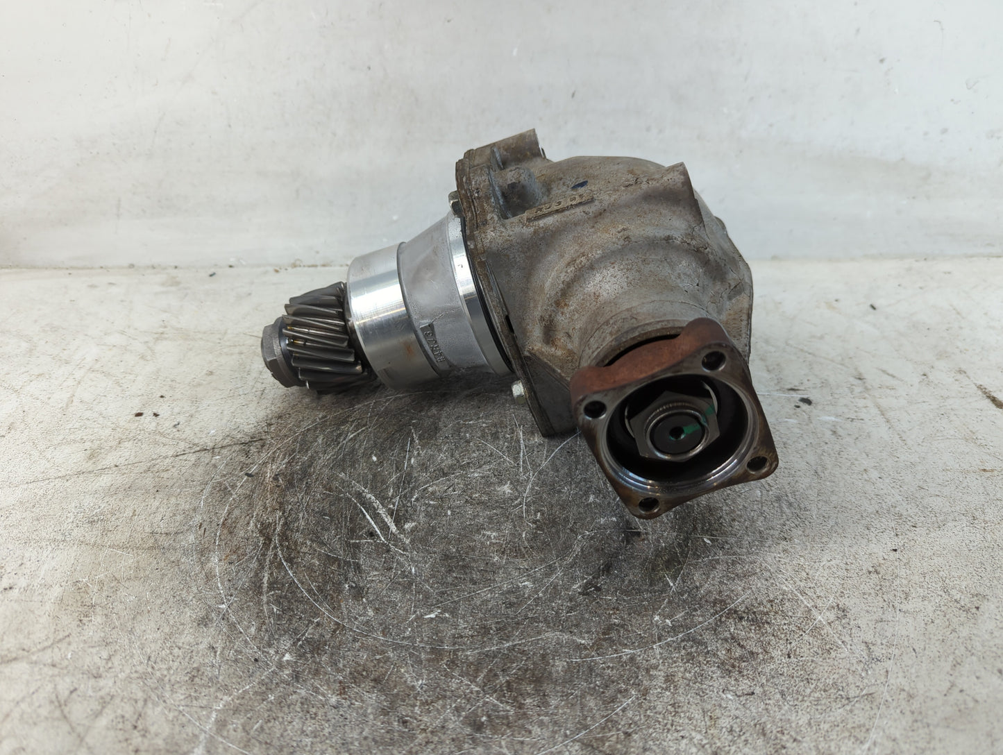 2016 Honda Cr-V Transfer Case Assembly P/N:5LJ:K493627 Fits OEM Used Auto Parts - Oemusedautoparts1.com