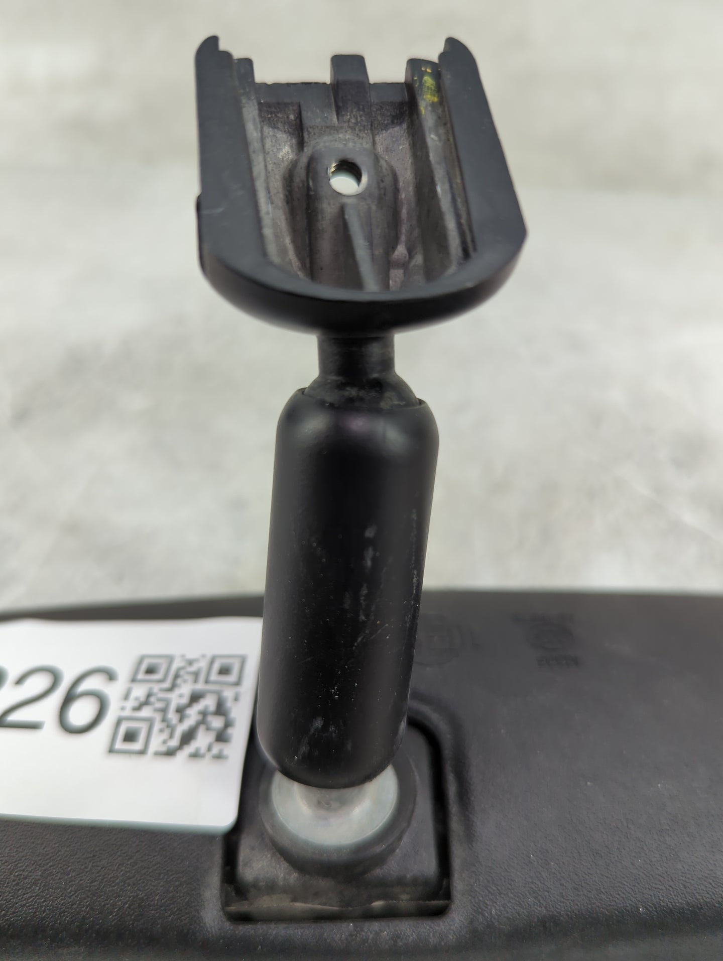 2003-2011 Honda Element Interior Rear View Mirror Replacement OEM P/N:045617 015617 Fits OEM Used Auto Parts - Oemusedautopa
