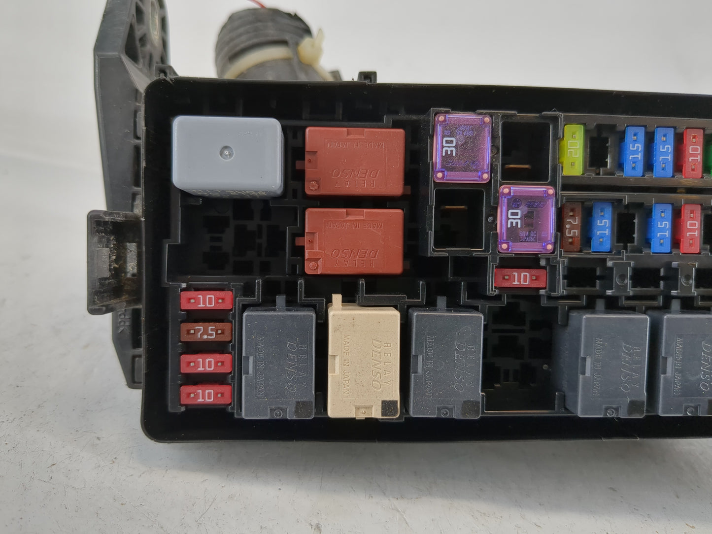 2015-2017 Honda Fit Fusebox Fuse Box Panel Relay Module P/N:T5A-D Fits Fits 2015 2016 2017 OEM Used Auto Parts - Oemusedauto