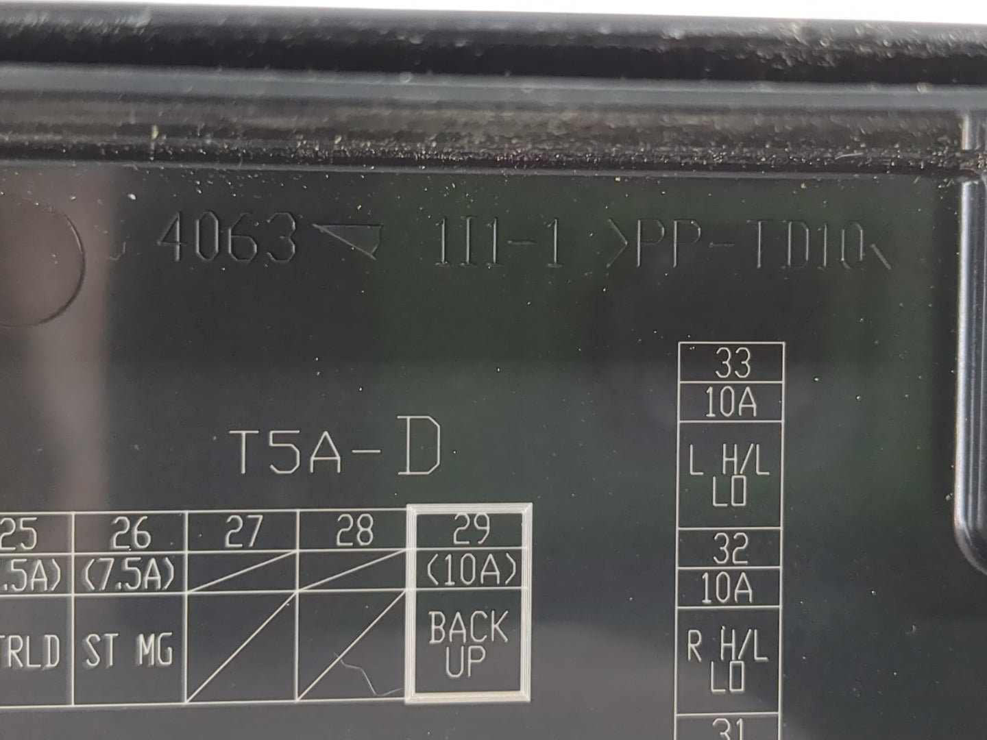 2015-2017 Honda Fit Fusebox Fuse Box Panel Relay Module P/N:T5A-D Fits Fits 2015 2016 2017 OEM Used Auto Parts - Oemusedauto