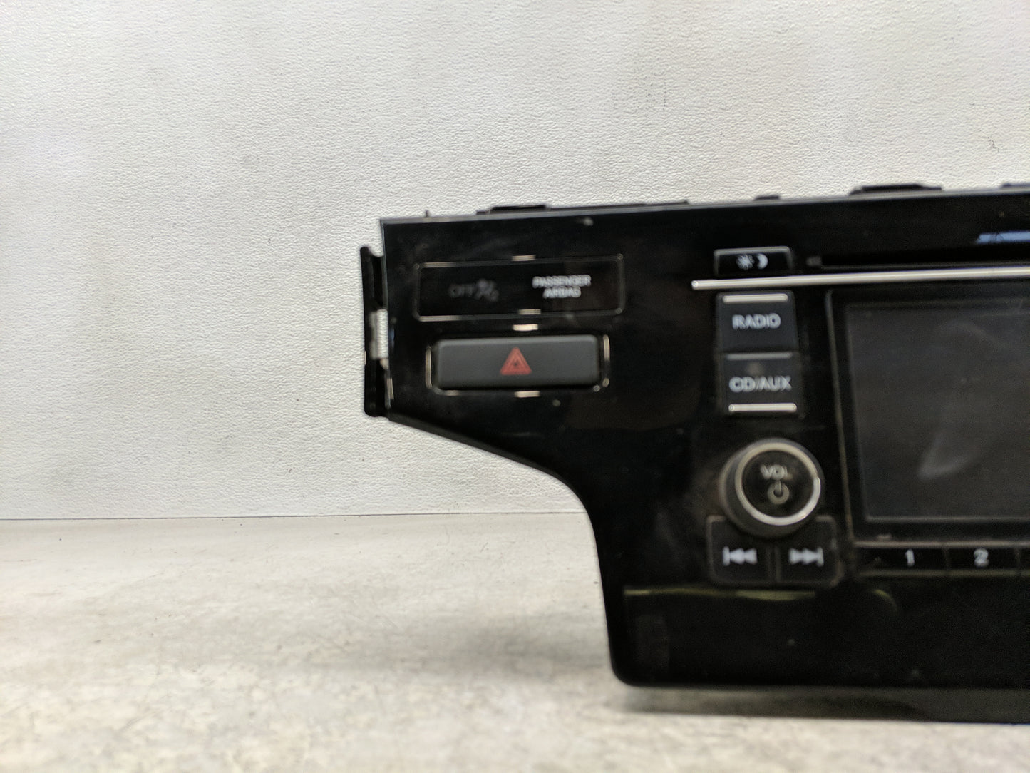 2015-2019 Honda Fit Radio AM FM Cd Player Receiver Replacement P/N:39100-T5R-A712-M1 Fits Fits 2015 2016 2017 2018 2019 OEM 