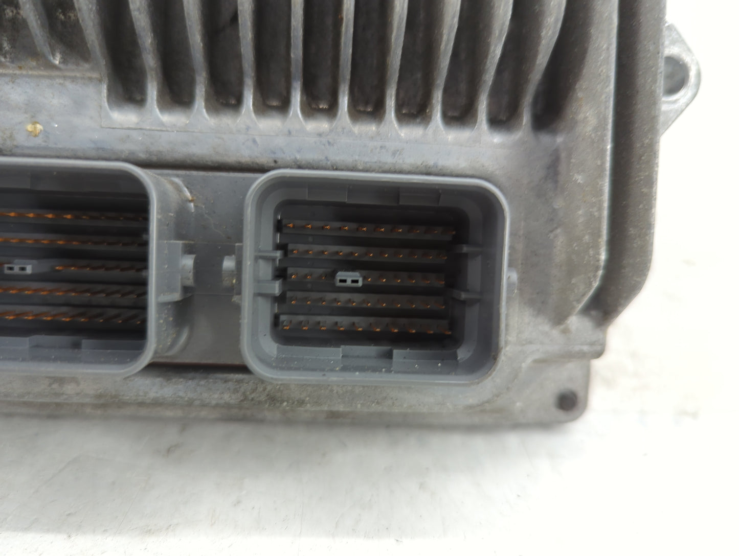 2015-2016 Honda Fit PCM Engine Control Computer ECU ECM PCU OEM P/N:37820-5R7-C66 Fits Fits 2015 2016 OEM Used Auto Parts - 