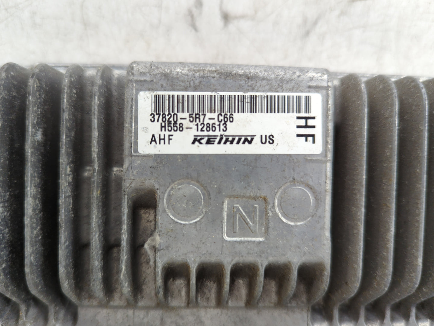 2015-2016 Honda Fit PCM Engine Control Computer ECU ECM PCU OEM P/N:37820-5R7-C66 Fits Fits 2015 2016 OEM Used Auto Parts - 