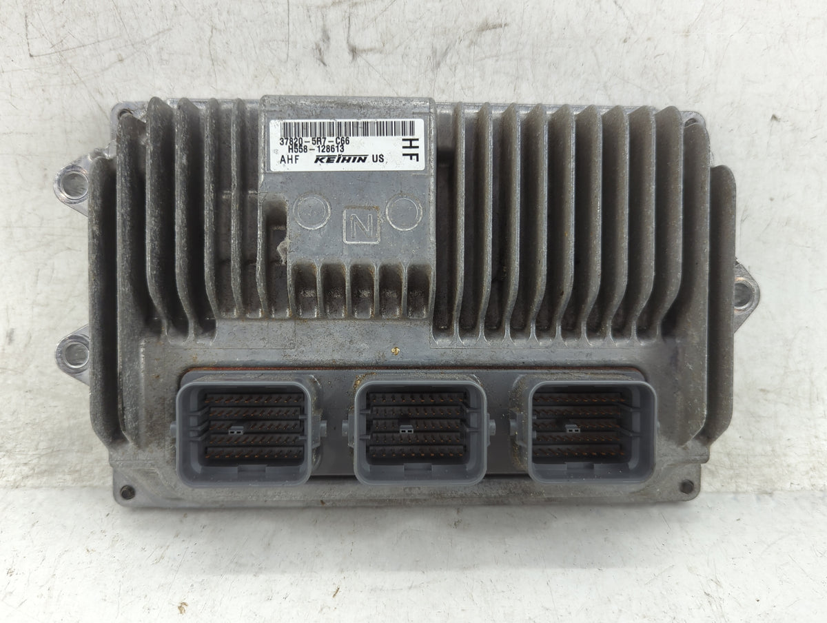 2015-2016 Honda Fit PCM Engine Control Computer ECU ECM PCU OEM P/N:37820-5R7-C66 Fits 2015 2016 OEM Used Auto Parts - Oemus