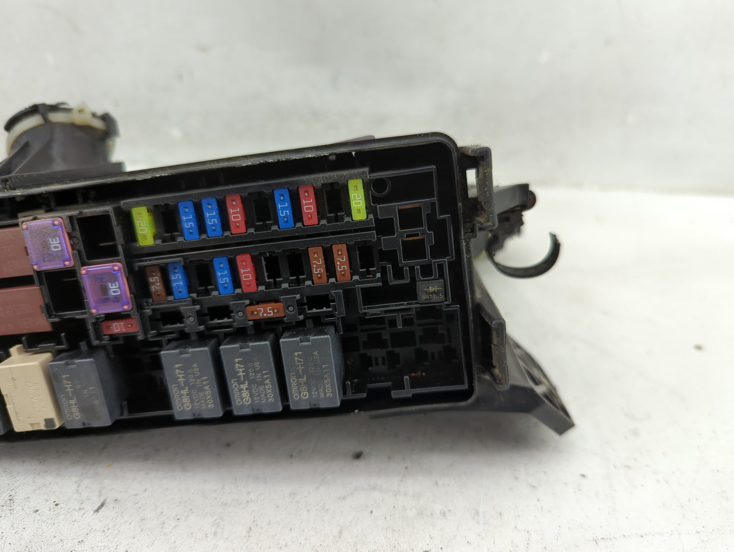2015-2016 Honda Fit Fusebox Fuse Box Panel Relay Module Fits Fits 2015 2016 OEM Used Auto Parts - Oemusedautoparts1.com