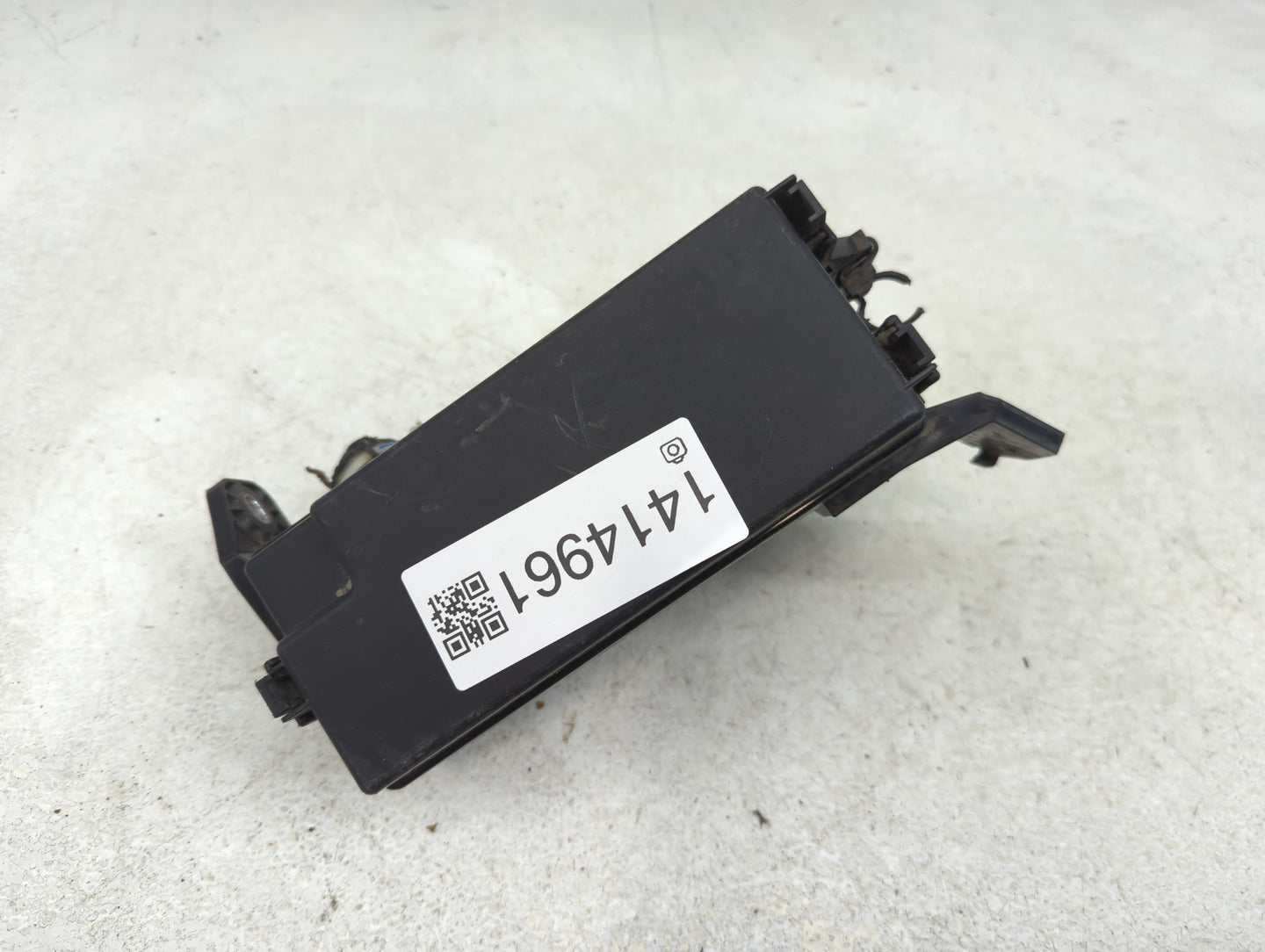 2015-2016 Honda Fit Fusebox Fuse Box Panel Relay Module Fits Fits 2015 2016 OEM Used Auto Parts - Oemusedautoparts1.com