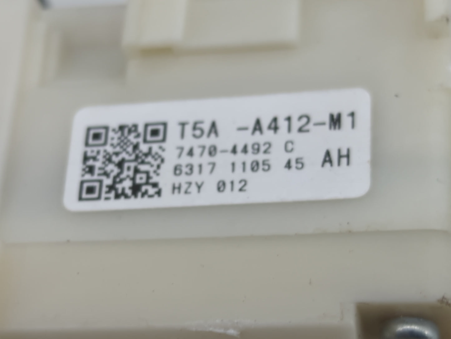 2016 Honda Fit Fusebox Fuse Box Panel Relay Module P/N:T5A-A412-M1 7470-4492 Fits OEM Used Auto Parts - Oemusedautoparts1.co