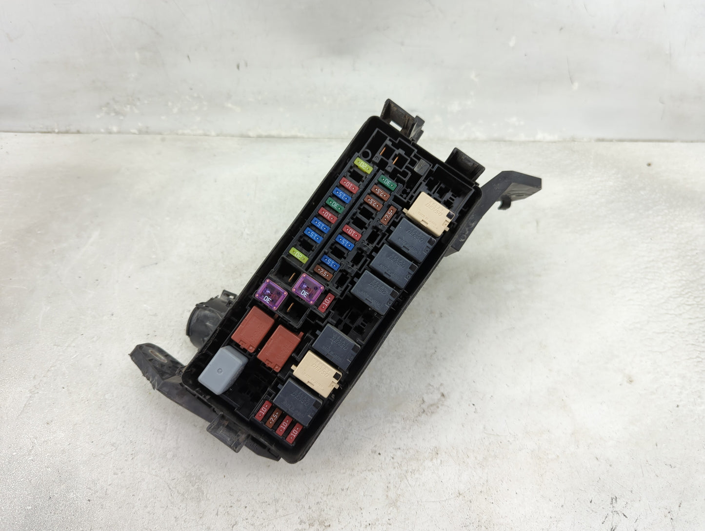 2016 Honda Fit Fusebox Fuse Box Panel Relay Module P/N:T5A-D Fits OEM Used Auto Parts - Oemusedautoparts1.com