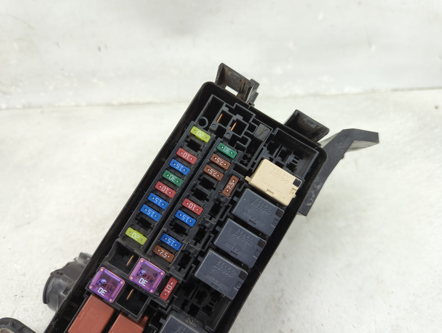 2016 Honda Fit Fusebox Fuse Box Panel Relay Module P/N:T5A-D Fits OEM Used Auto Parts - Oemusedautoparts1.com