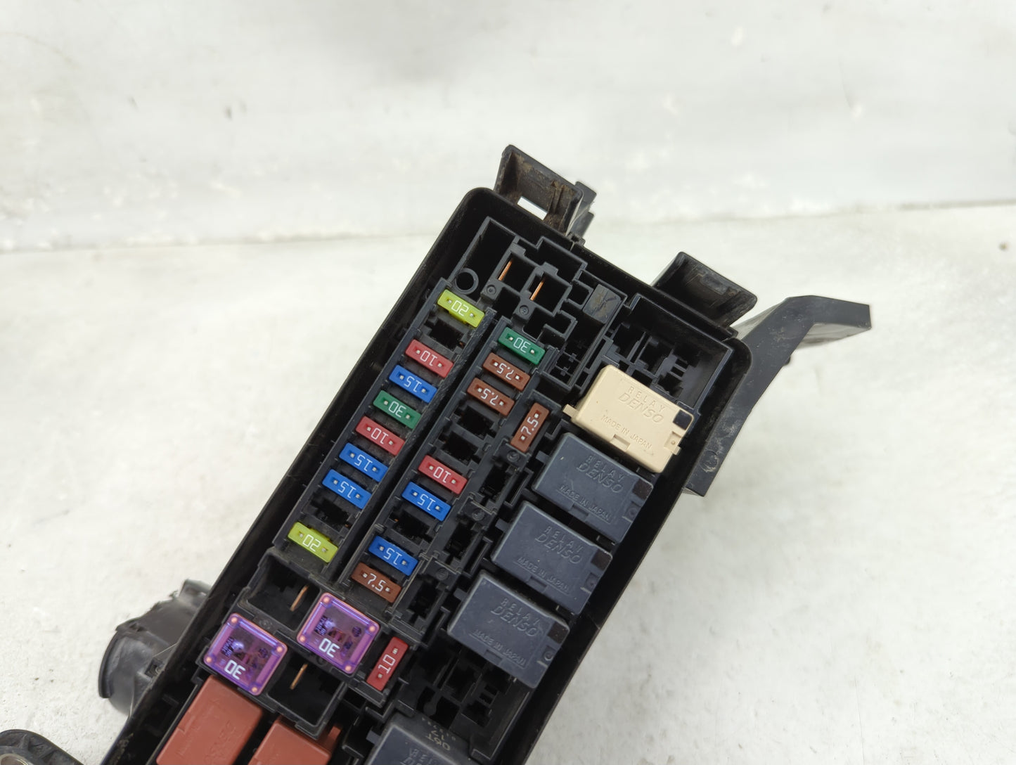 2016 Honda Fit Fusebox Fuse Box Panel Relay Module P/N:T5A-D Fits OEM Used Auto Parts - Oemusedautoparts1.com