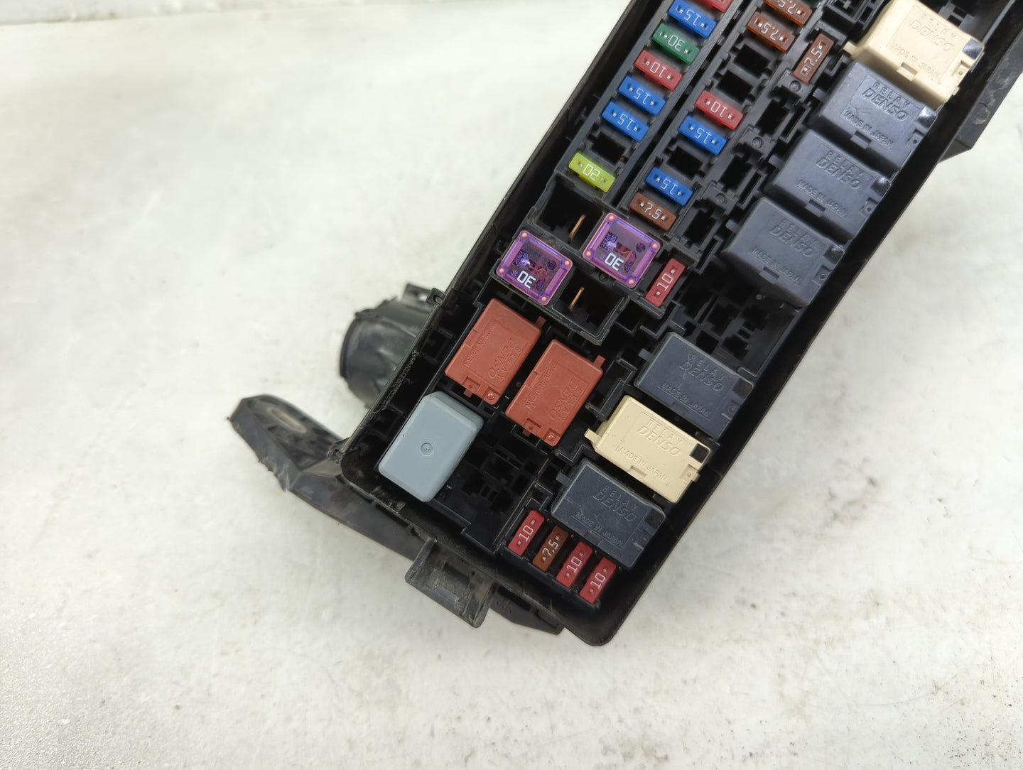 2016 Honda Fit Fusebox Fuse Box Panel Relay Module P/N:T5A-D Fits OEM Used Auto Parts - Oemusedautoparts1.com