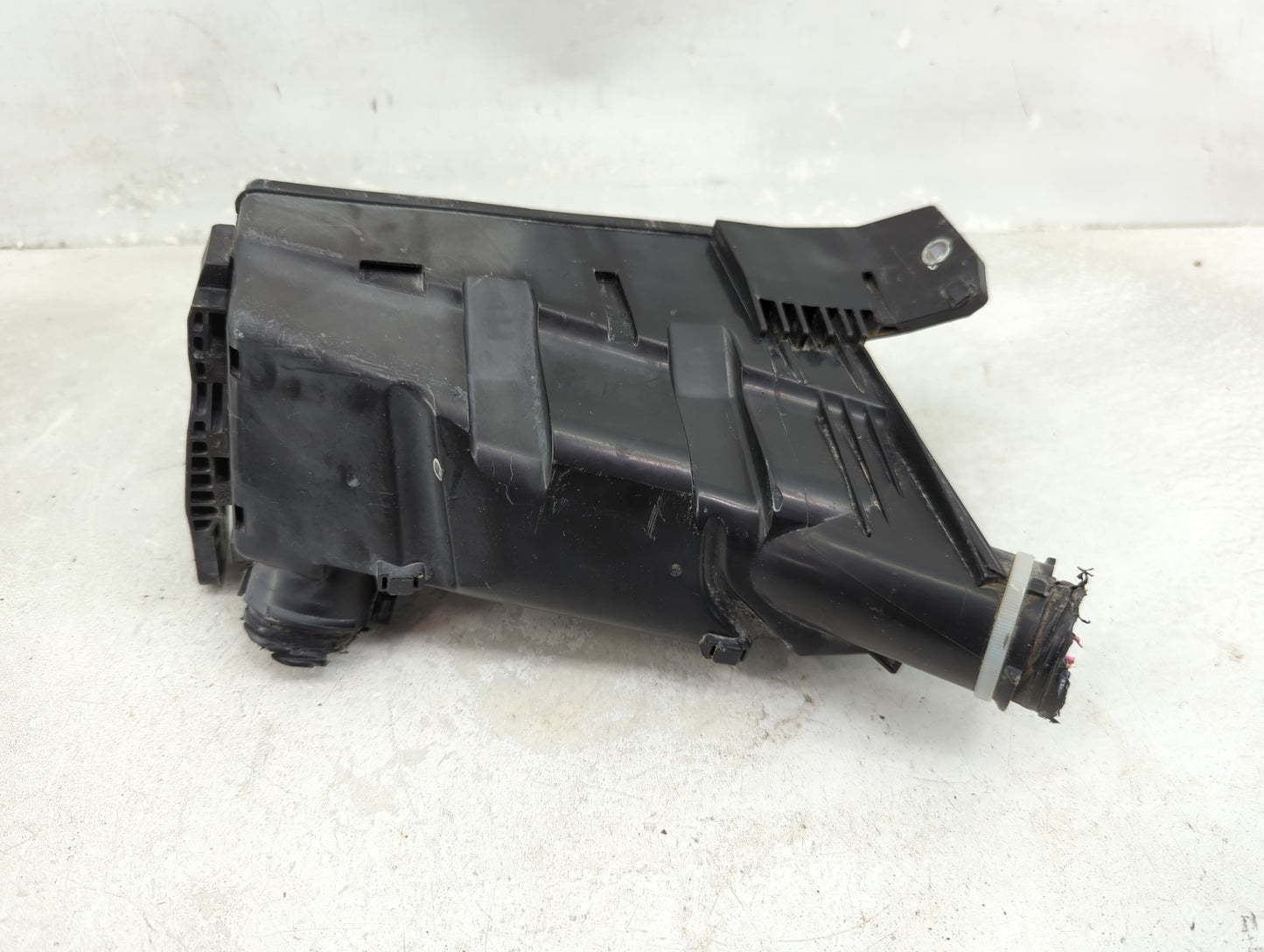 2016 Honda Fit Fusebox Fuse Box Panel Relay Module P/N:T5A-D Fits OEM Used Auto Parts - Oemusedautoparts1.com