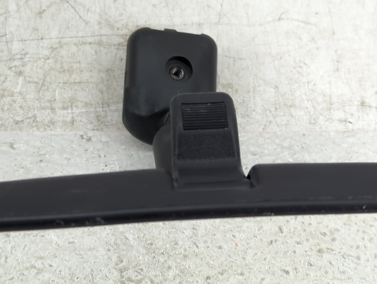 2016 Honda Fit Interior Rear View Mirror Replacement OEM P/N:045617 015617, 025617, M305, 4048070 Fits OEM Used Auto Parts -