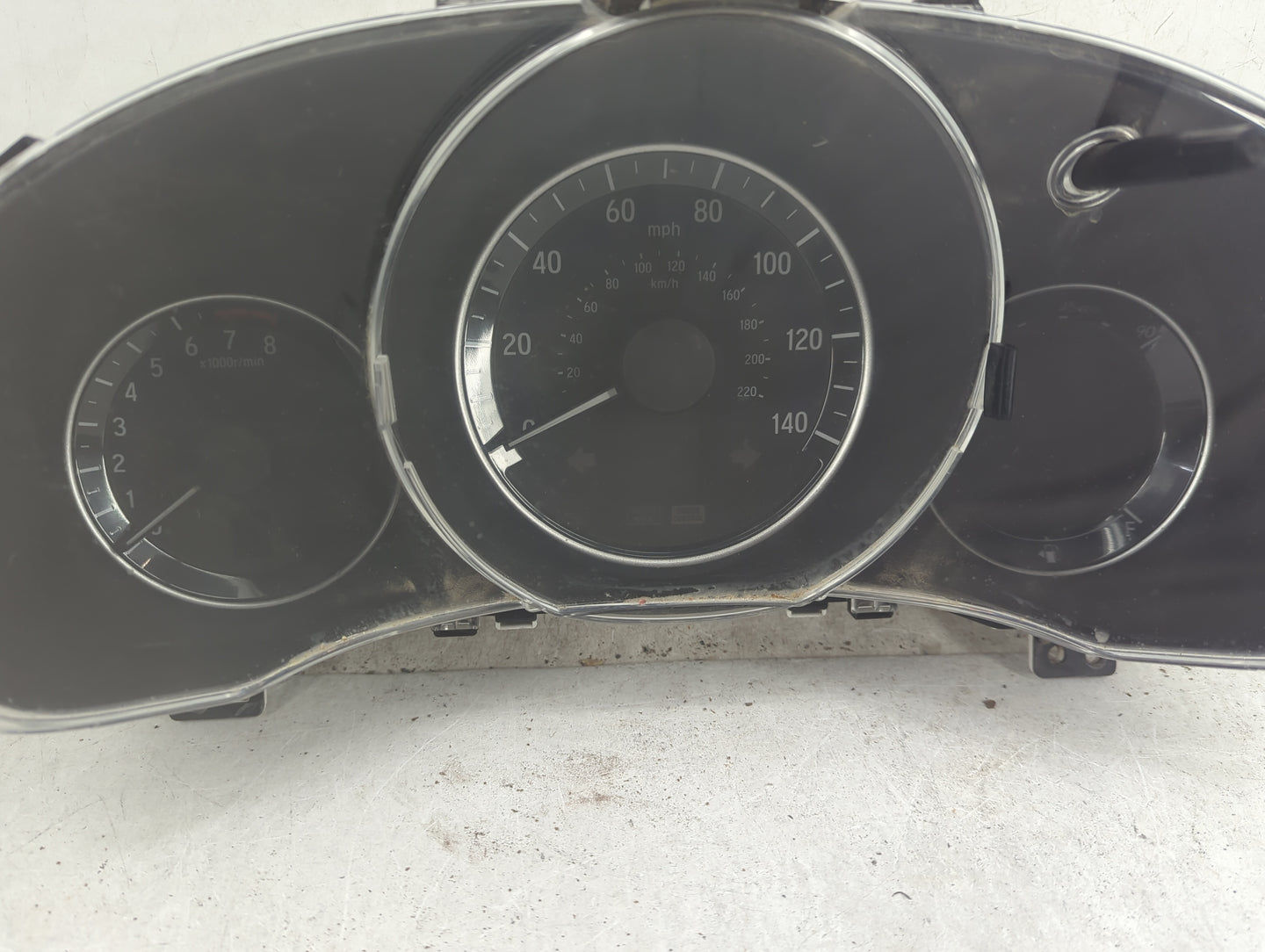 2015-2017 Honda Fit Instrument Cluster Speedometer Gauges P/N:78100-T5R-A2 MX257490-5714 Fits Fits 2015 2016 2017 OEM Used A
