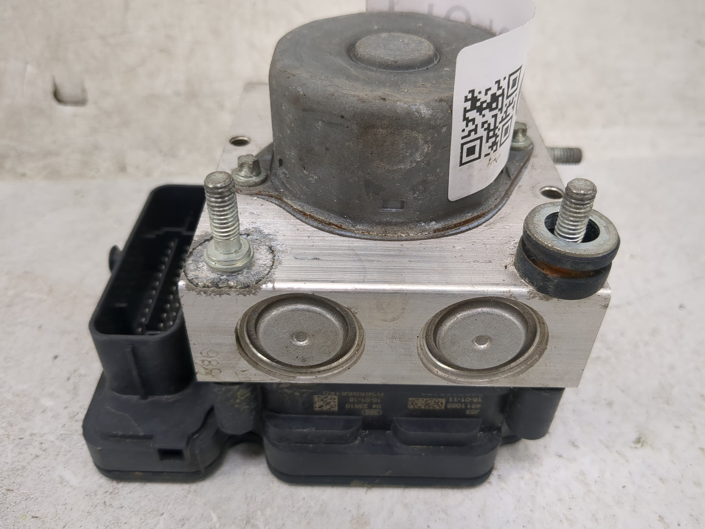 2015-2020 Honda Fit ABS Pump Control Module Replacement P/N:57110-T5R-A320-M1 0265255233 Fits Fits 2015 2016 2017 2018 2019 