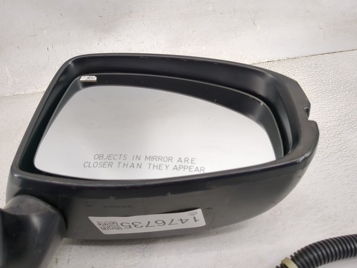 2015-2017 Honda Fit Passenger Side View Mirror - Right Door Mirror OEM Used - Oemusedautoparts1.com