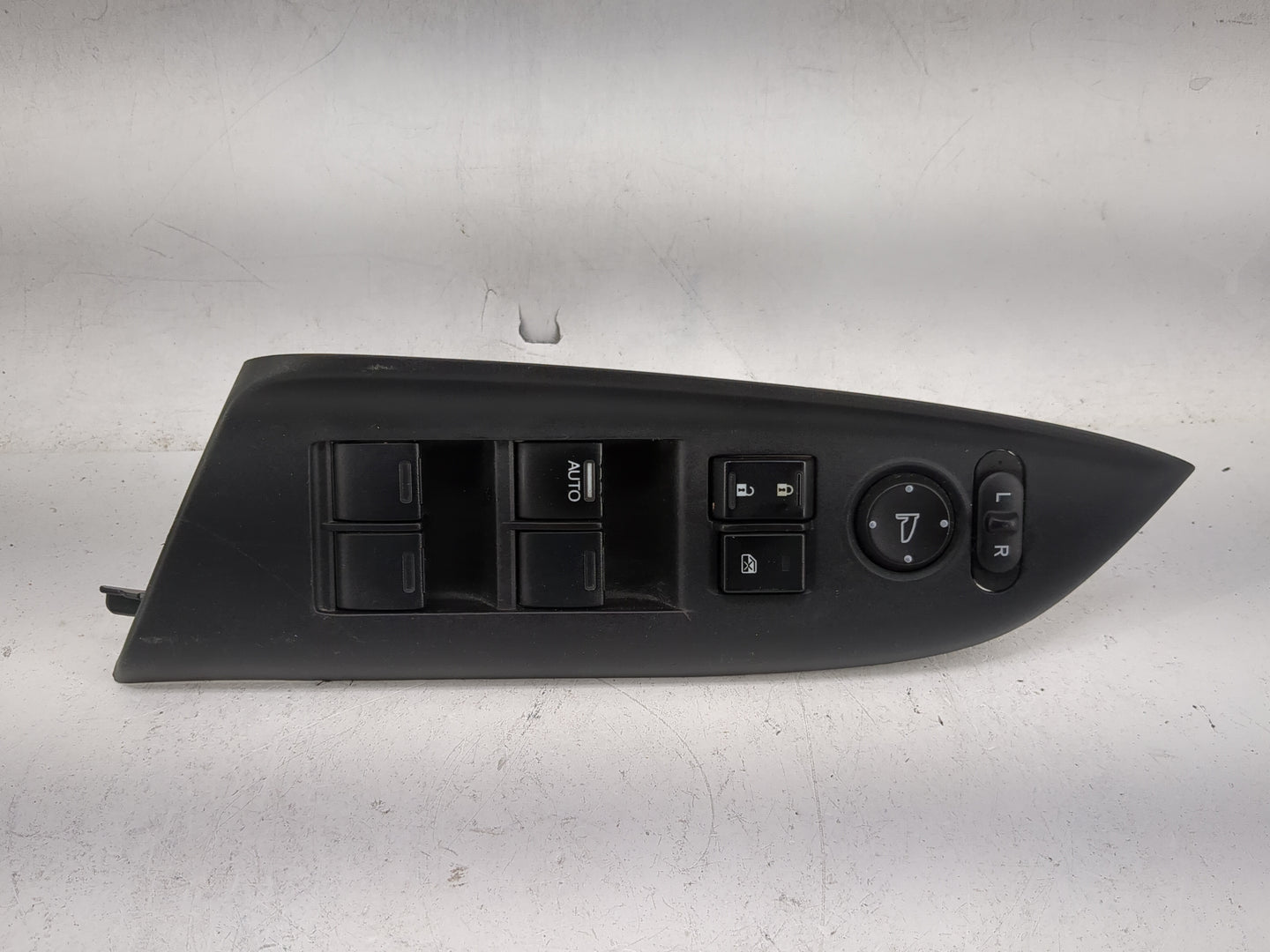 2015-2020 Honda Fit Master Power Window Switch Replacement Driver Side Left P/N:35750-T5R-A112-M1-07 Fits OEM Used Auto Part