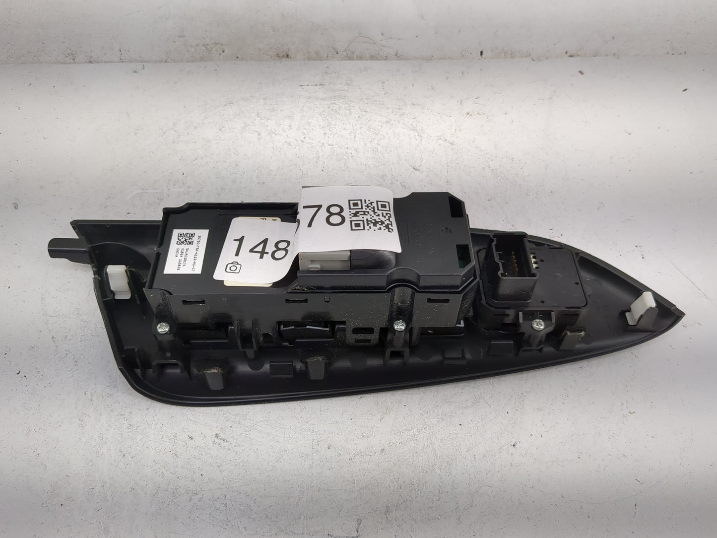 2015-2020 Honda Fit Master Power Window Switch Replacement Driver Side Left P/N:35750-T5R-A112-M1-07 Fits OEM Used Auto Part