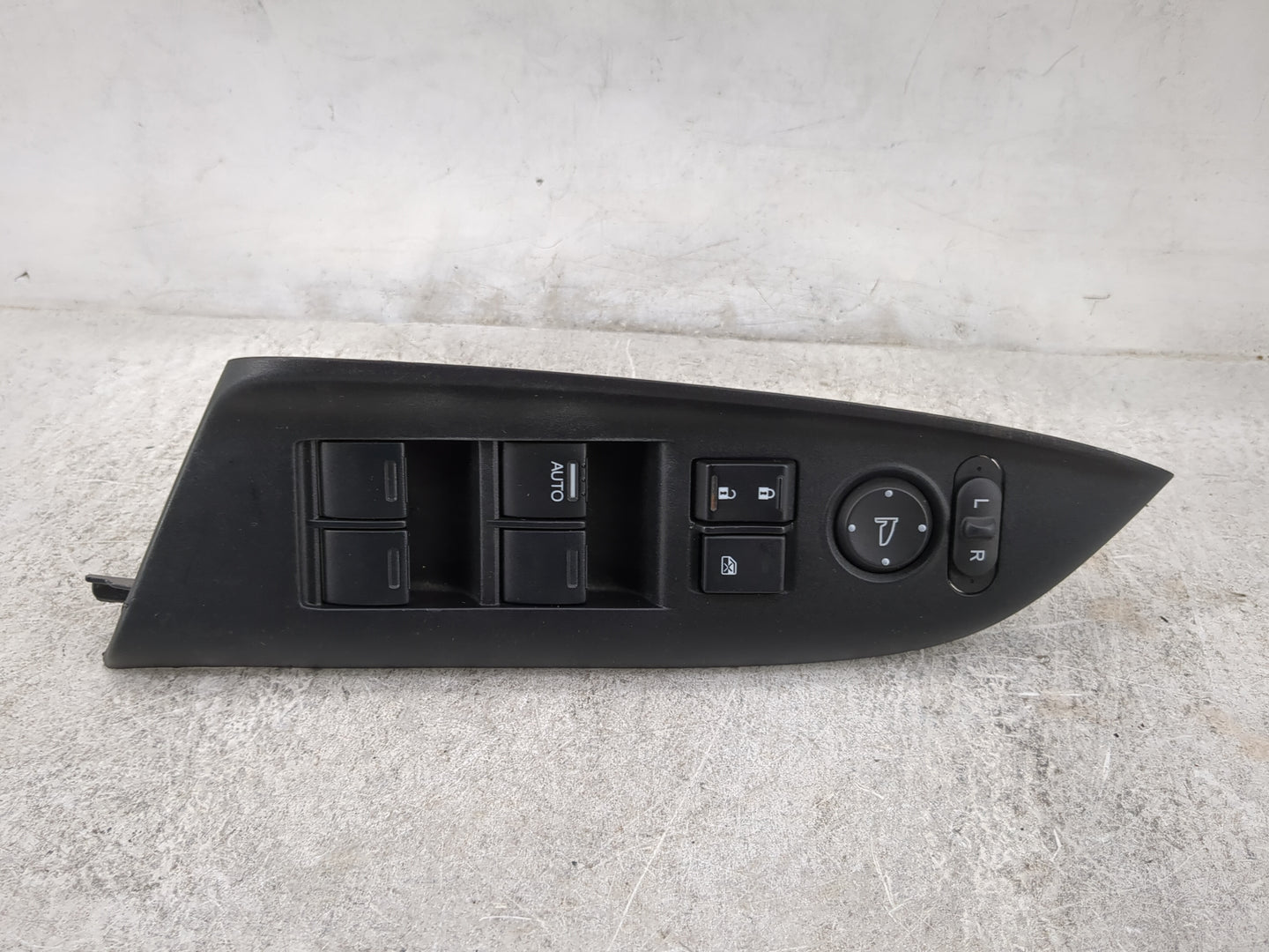 2015-2020 Honda Fit Master Power Window Switch Replacement Driver Side Left P/N:35750-T5R-A112-M1-07 Fits OEM Used Auto Part