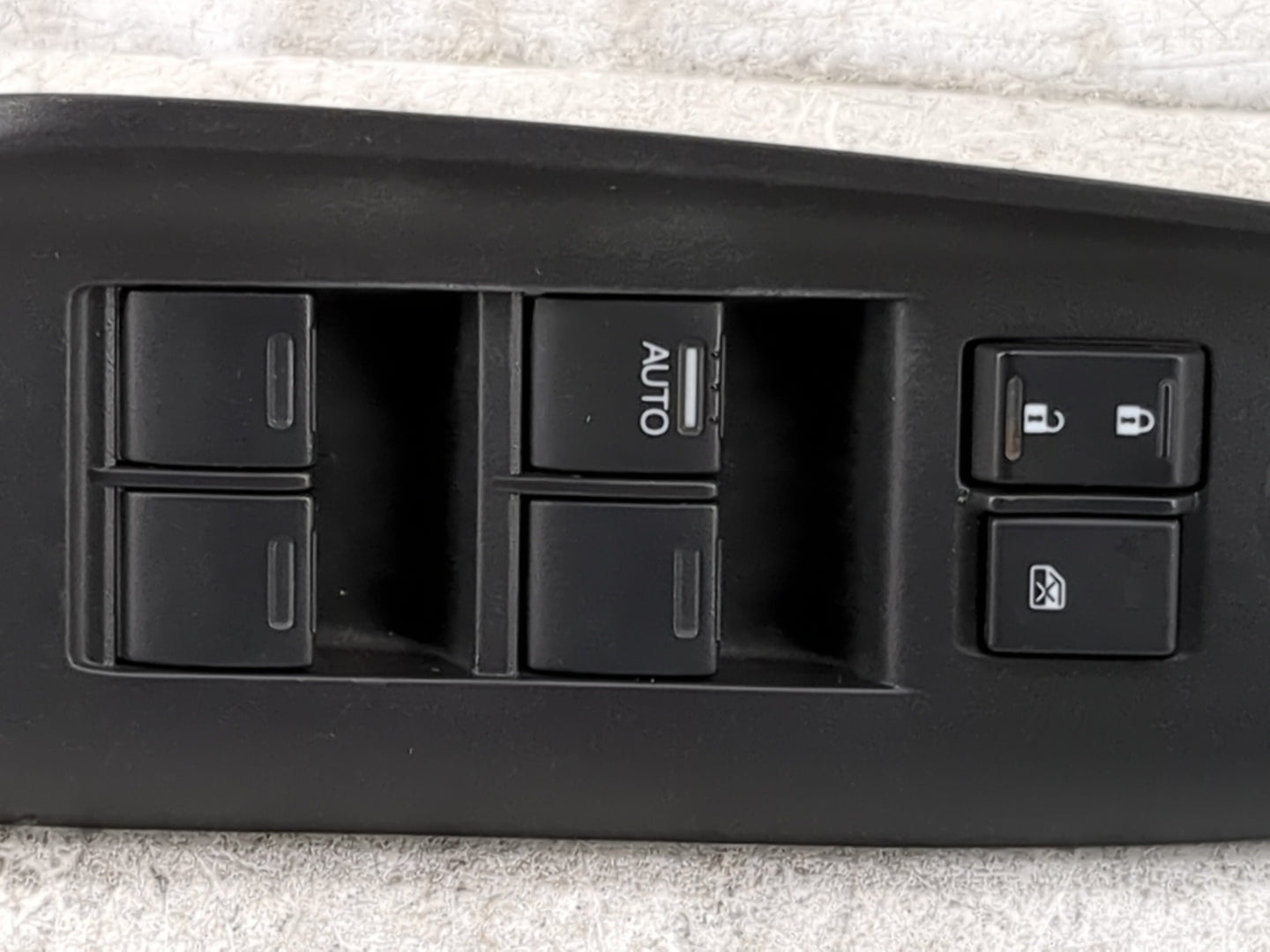 2015-2020 Honda Fit Master Power Window Switch Replacement Driver Side Left P/N:35750-T5R-A112-M1-07 Fits OEM Used Auto Part