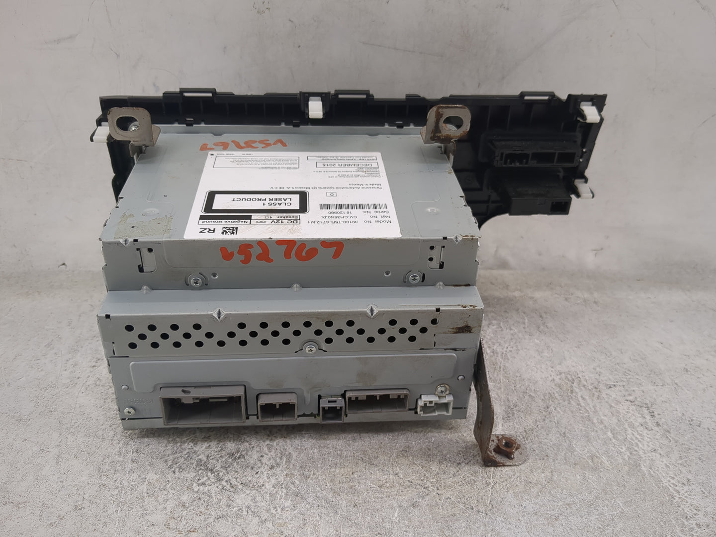 2015-2019 Honda Fit Radio AM FM Cd Player Receiver Replacement P/N:39100-T5R-A712-M1 CV-CH35N0JX Fits OEM Used Auto Parts - 