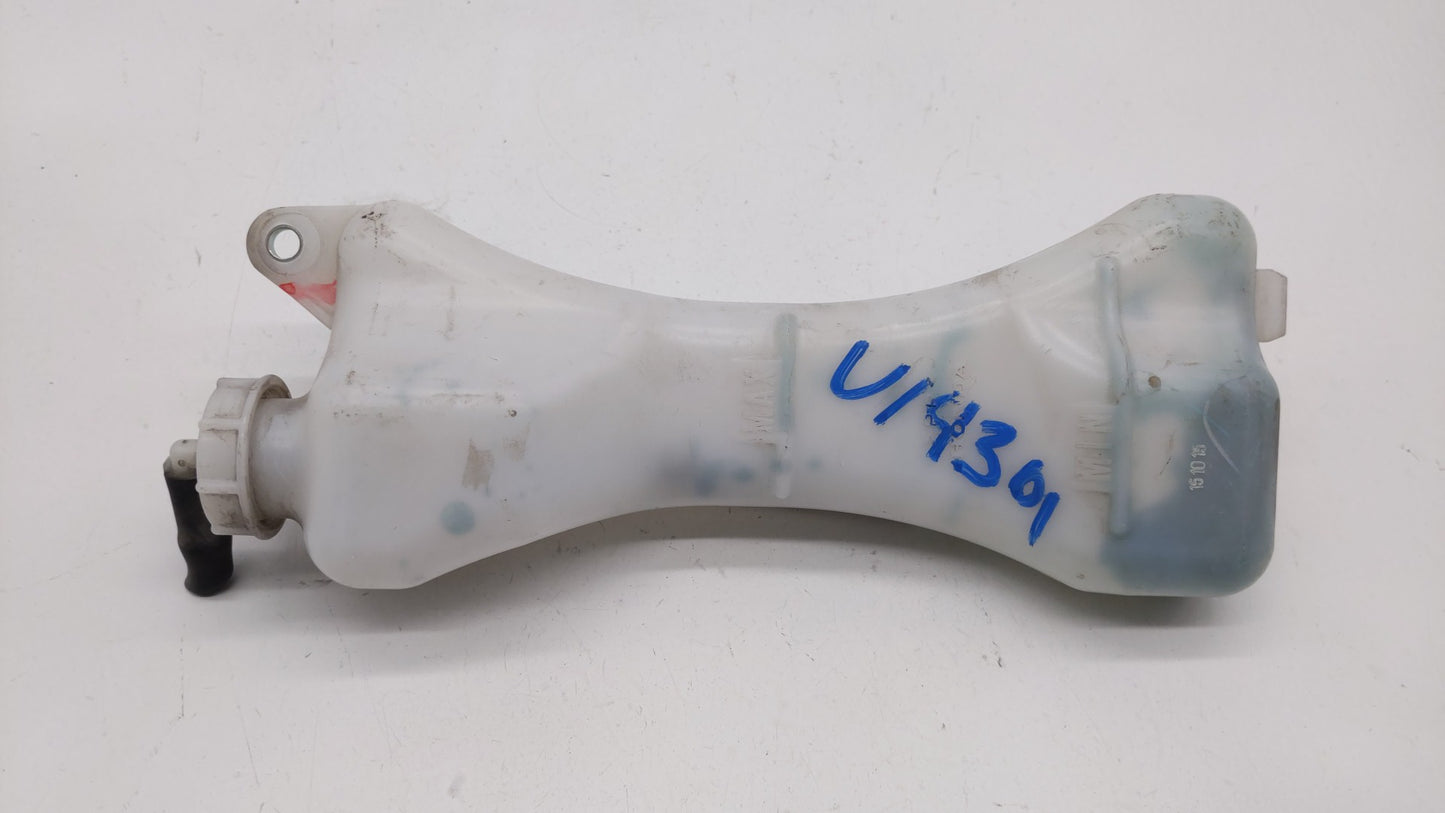 2015-2017 Honda Fit Radiator Coolant Overflow Expansion Tank Bottle - Oemusedautoparts1.com