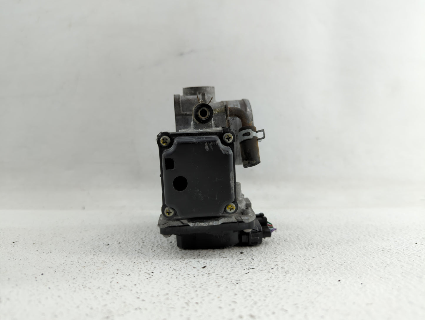 2015-2017 Honda Fit Throttle Body P/N:GMG1C GMG1A Fits Fits 2015 2016 2017 OEM Used Auto Parts - Oemusedautoparts1.com