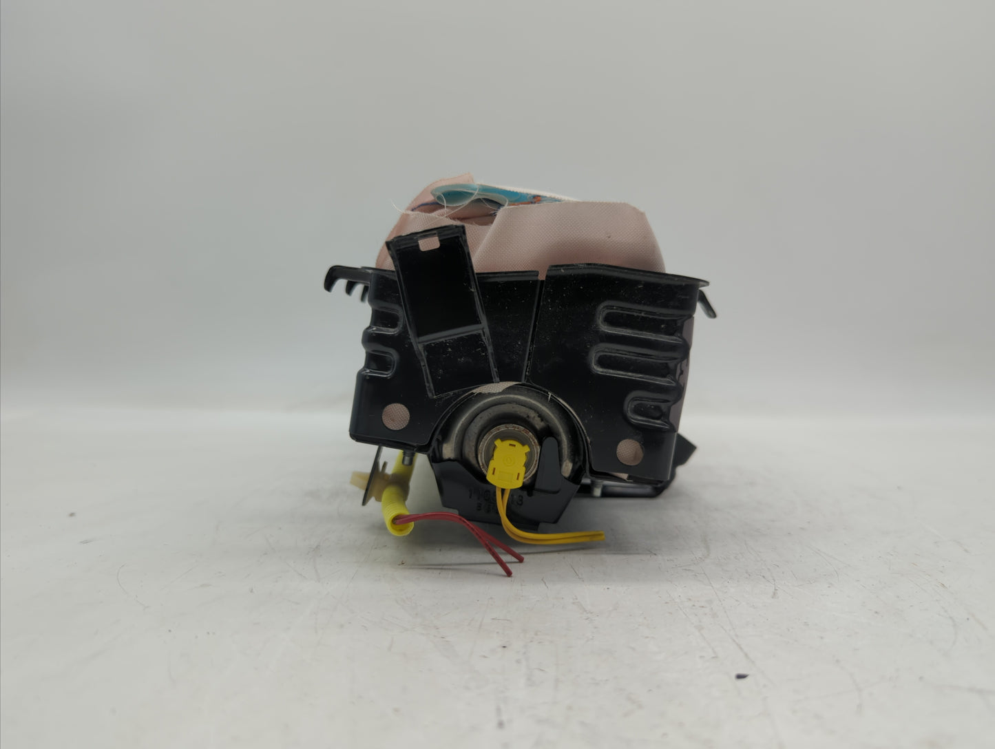 2016 Honda Fit Air Bag Driver Left Steering Wheel Mounted P/N:77850-T5R-A81 Fits OEM Used Auto Parts - Oemusedautoparts1.com