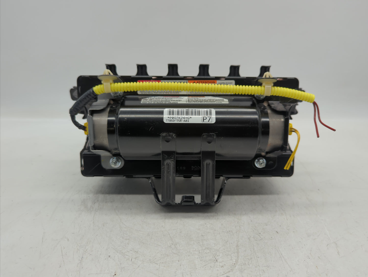 2016 Honda Fit Air Bag Driver Left Steering Wheel Mounted P/N:77850-T5R-A81 Fits OEM Used Auto Parts - Oemusedautoparts1.com