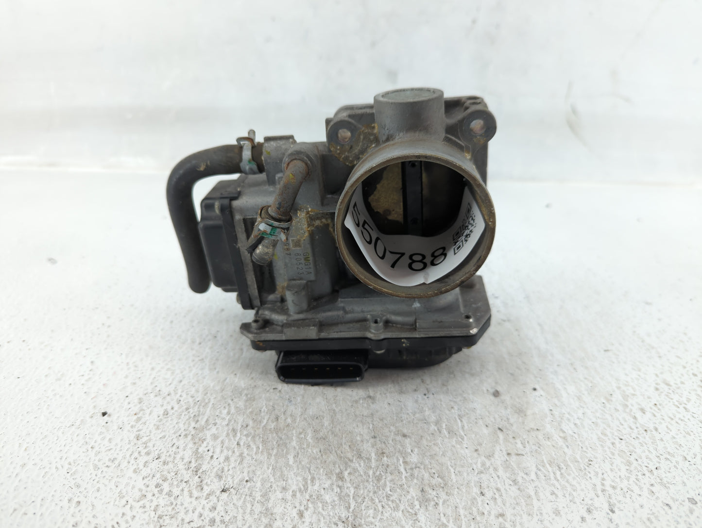 2015-2020 Honda Fit Throttle Body P/N:GMG1A 60523, GMG1C M40805 Fits Fits 2015 2016 2017 2018 2019 2020 OEM Used Auto Parts 