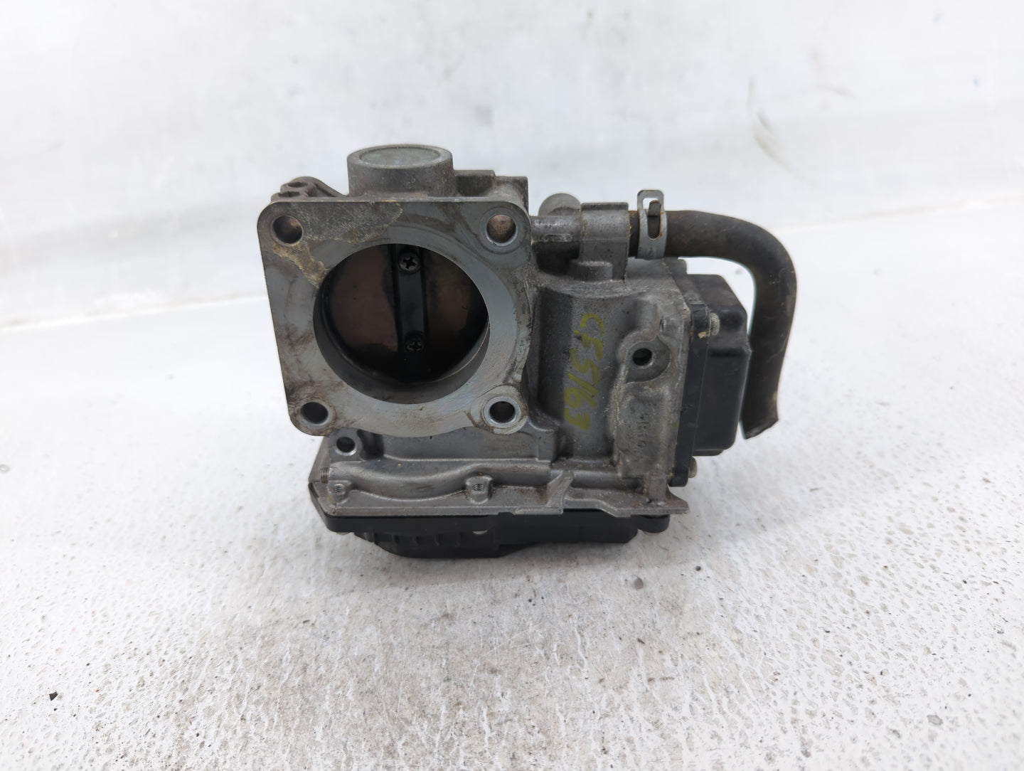 2015-2020 Honda Fit Throttle Body P/N:GMG1A 60523, GMG1C M40805 Fits Fits 2015 2016 2017 2018 2019 2020 OEM Used Auto Parts 